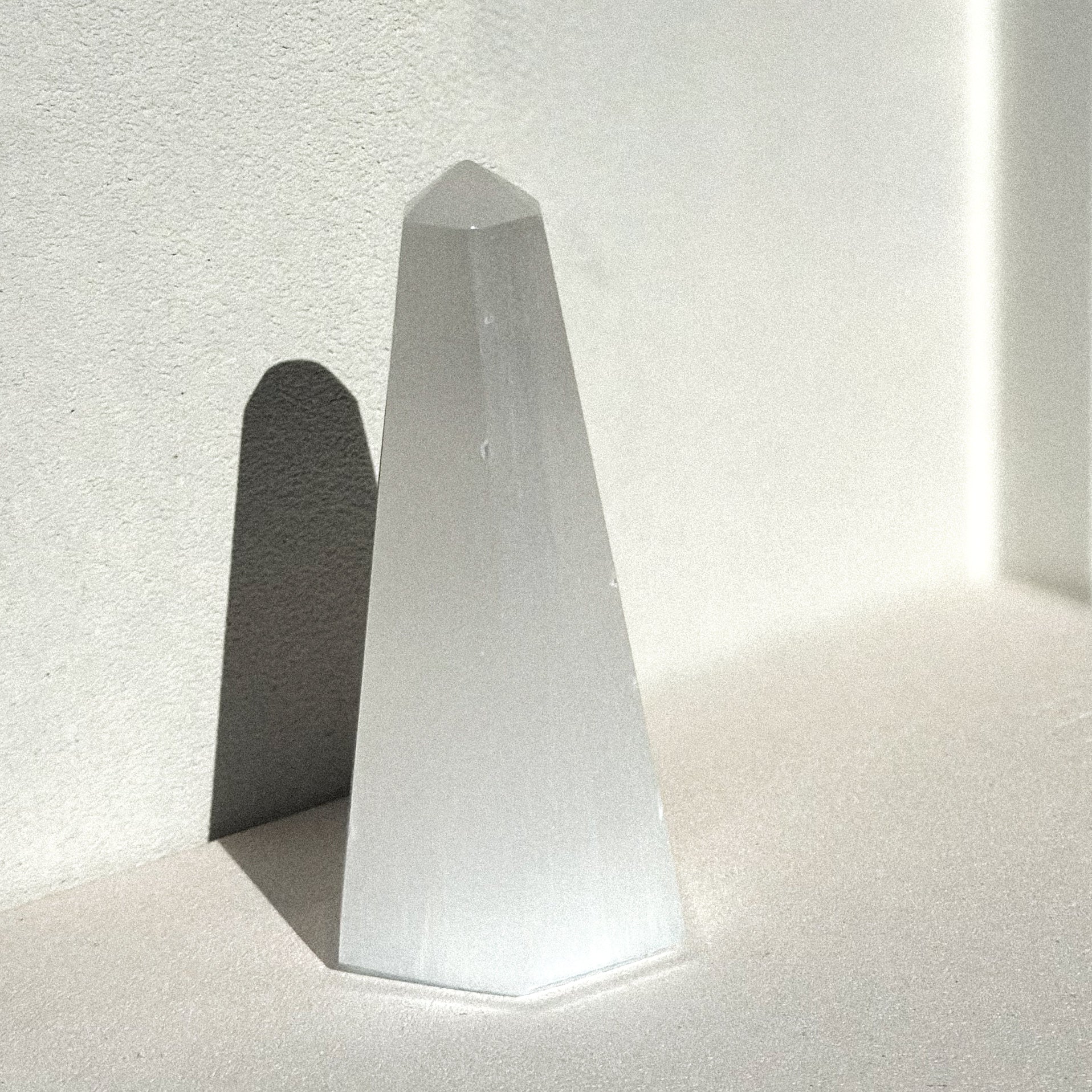 OBELISK TOWER - SELENITE