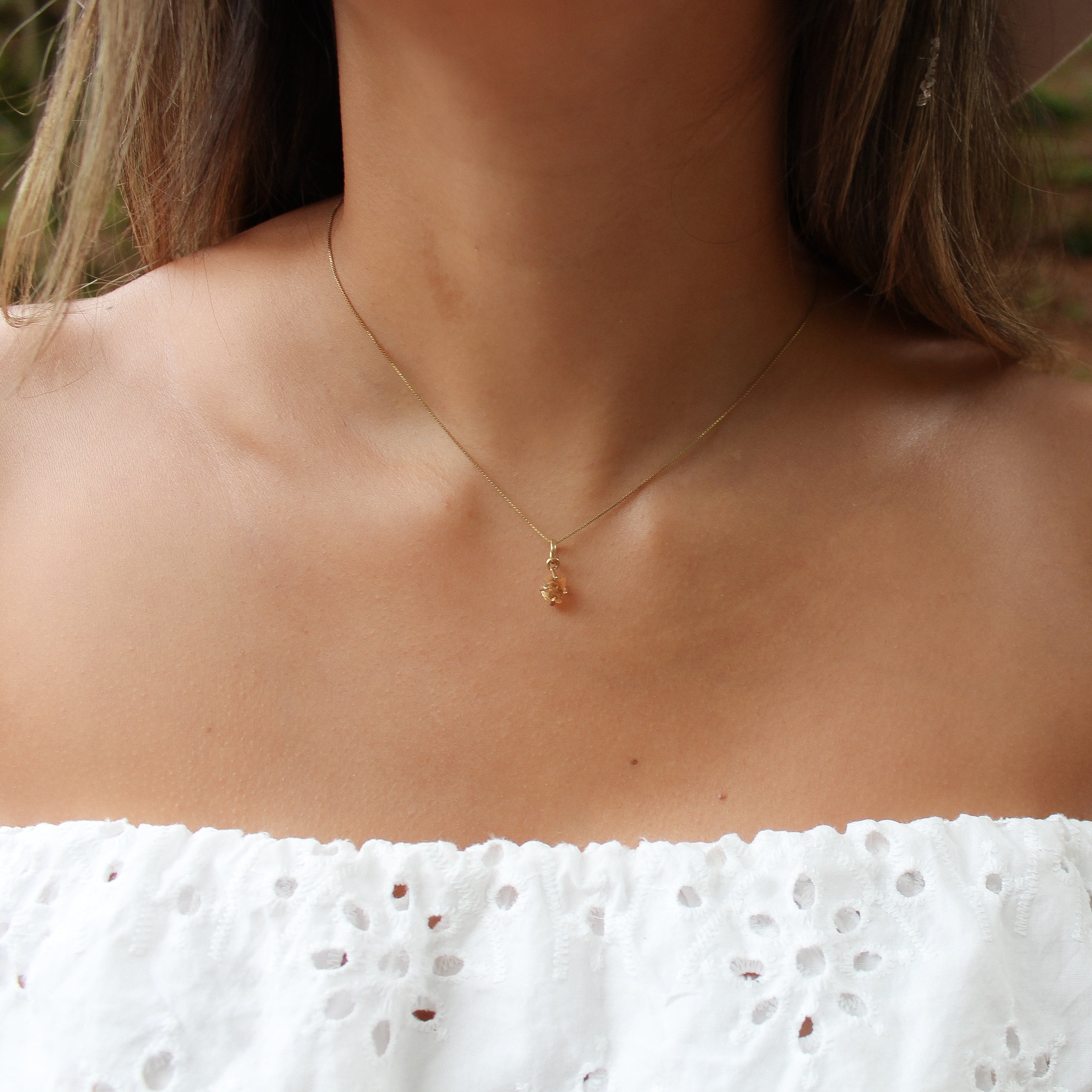 BABY CHARM NECKLACE - CITRINE (GOLD PLATED)