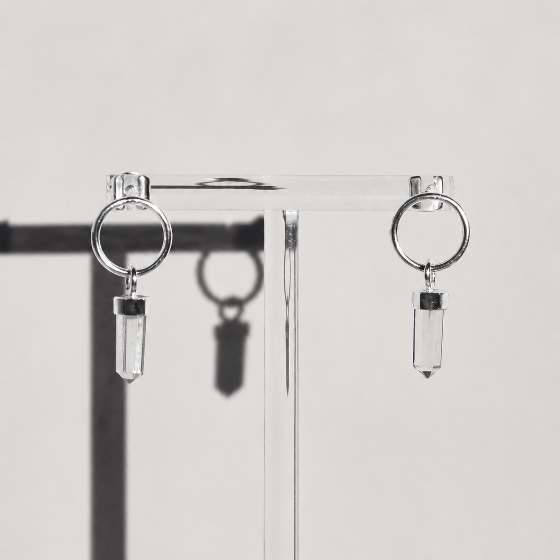 AURA EARRINGS - CRYSTAL QUARTZ (SILVER)
