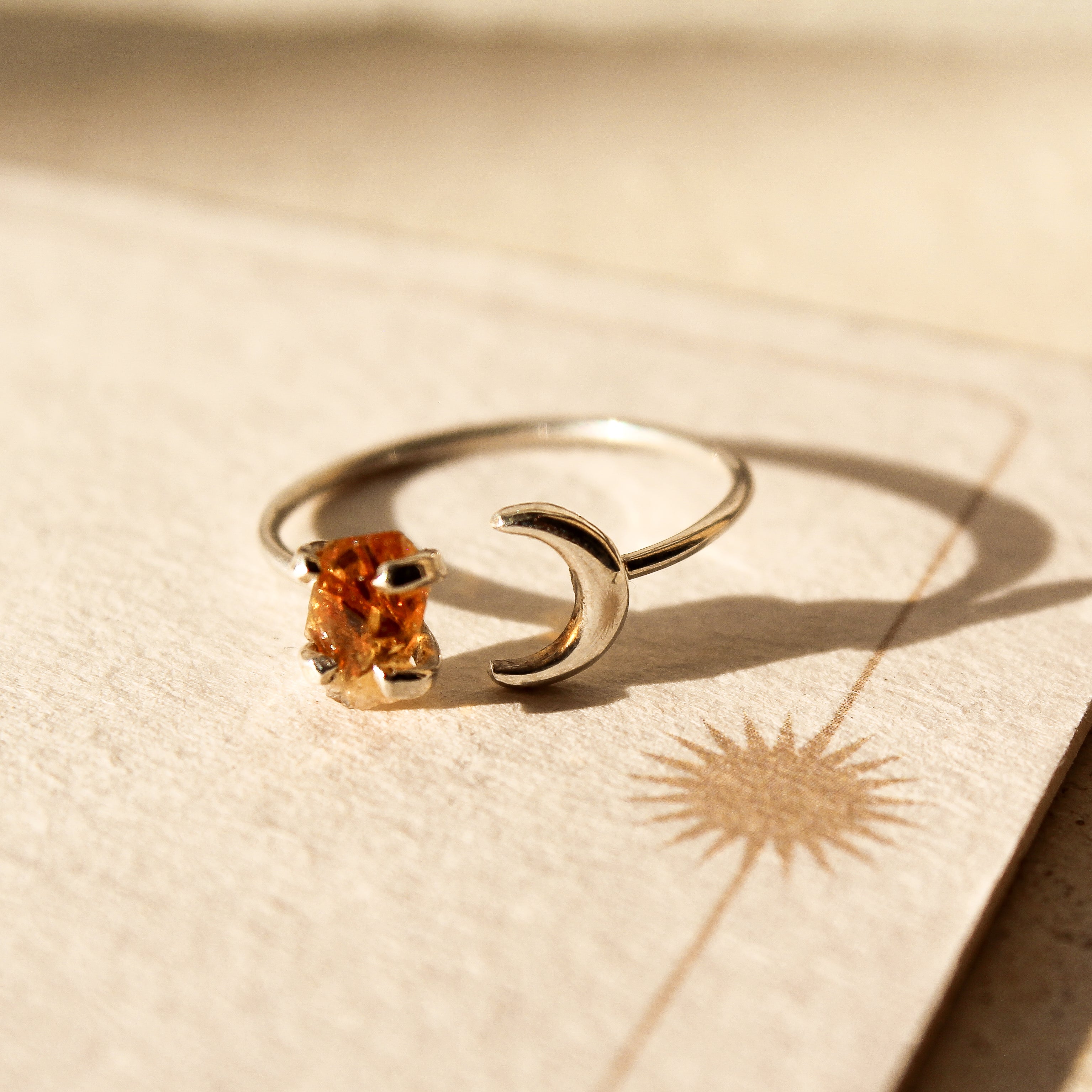 HALFMOON THIN RING - CITRINE (SILVER)