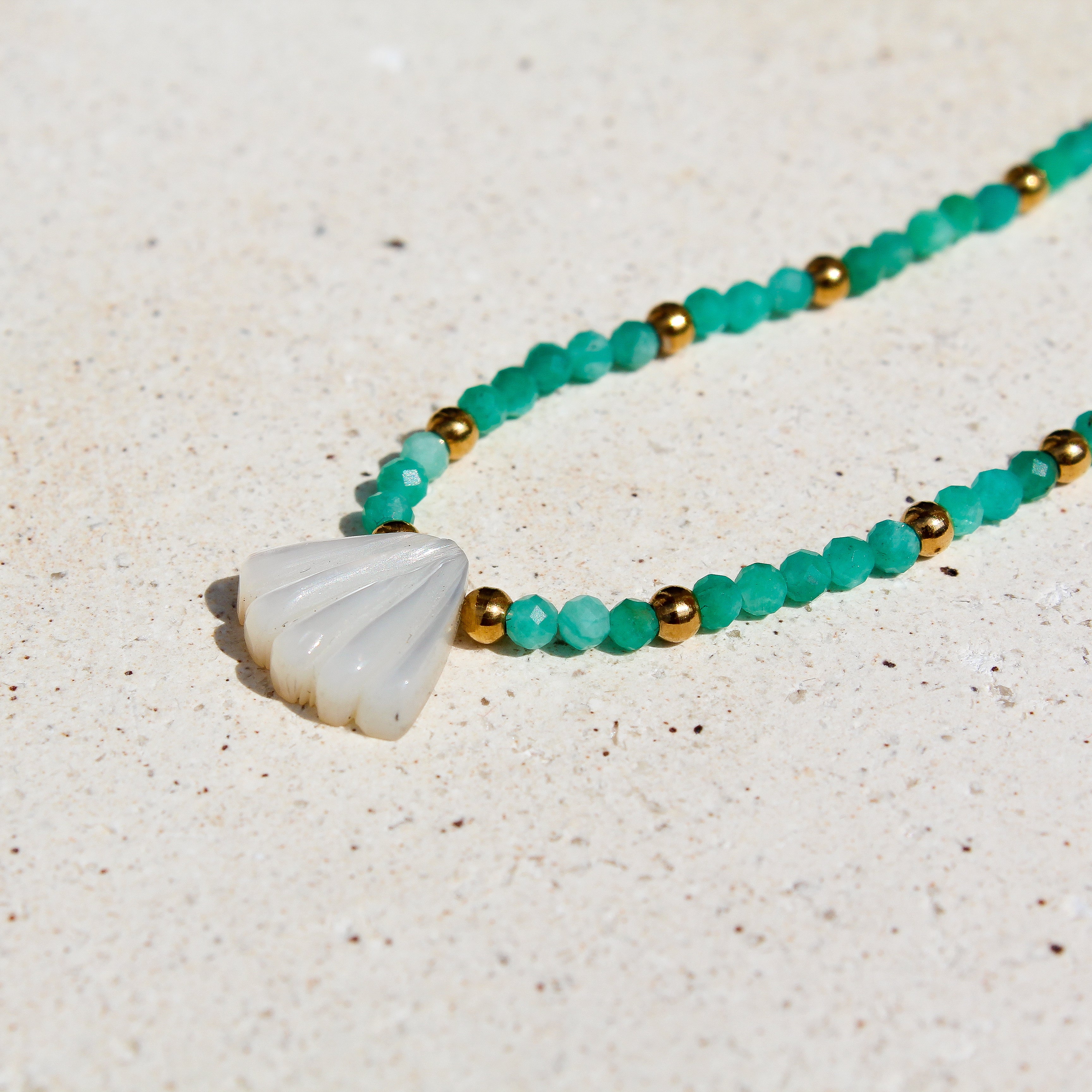 MERMAID NECKLACE - MOTHER OF PEARL & APATITE (GOLD PLATED)