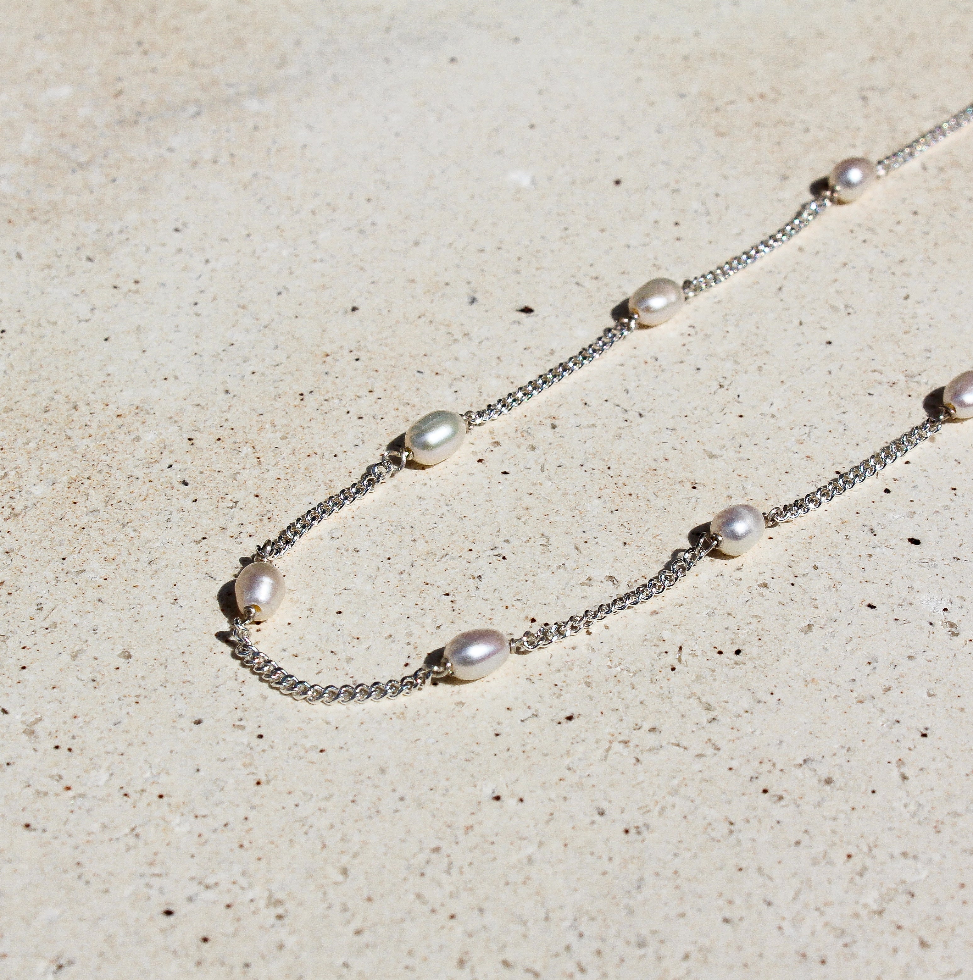 STARDUST NECKLACE - FRESH WATER PEARLS (SILVER)