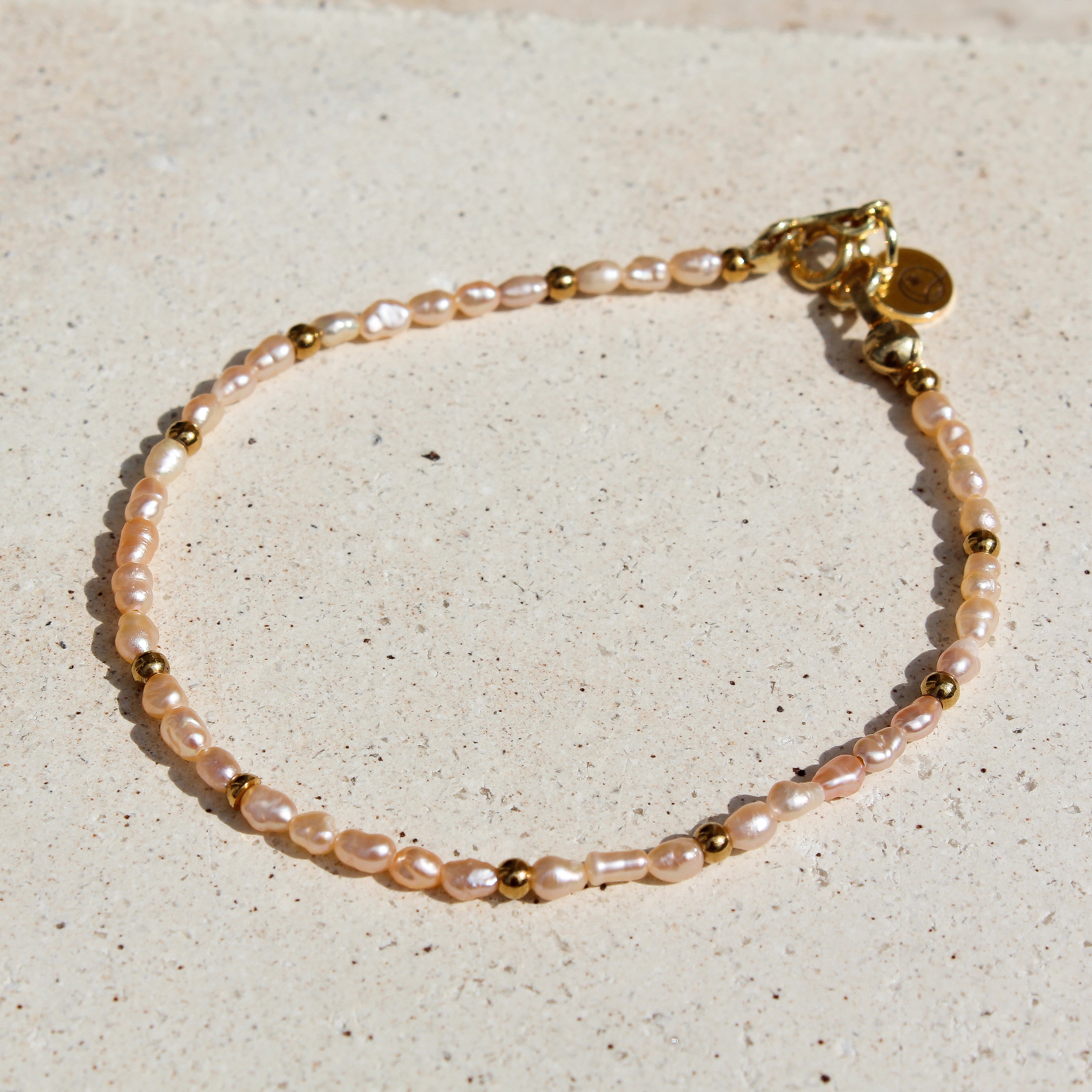 FRESHWATER BRACELET - PINK (GOLD-FILLED)