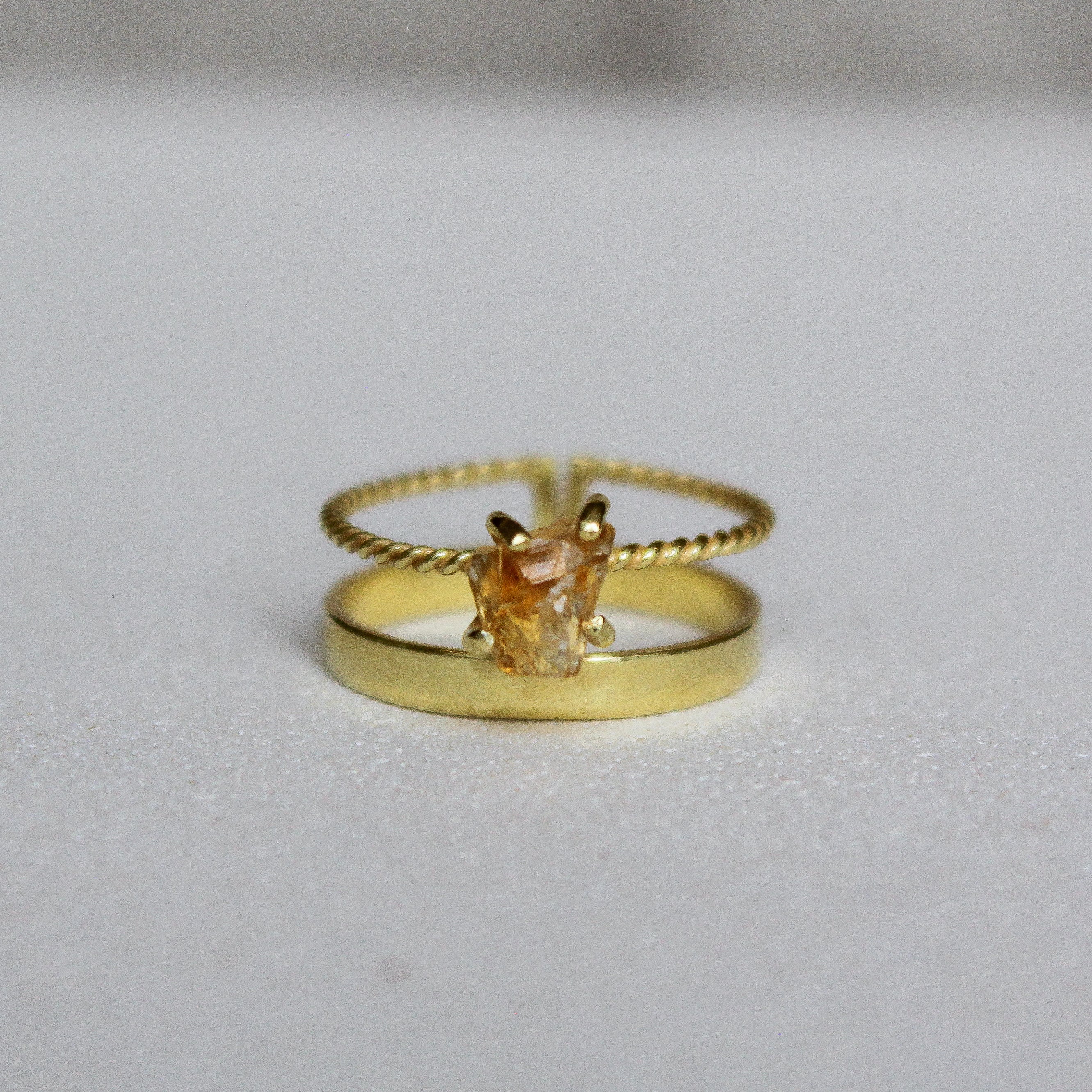 SATURNO RING - CITRINE (GOLD PLATED)