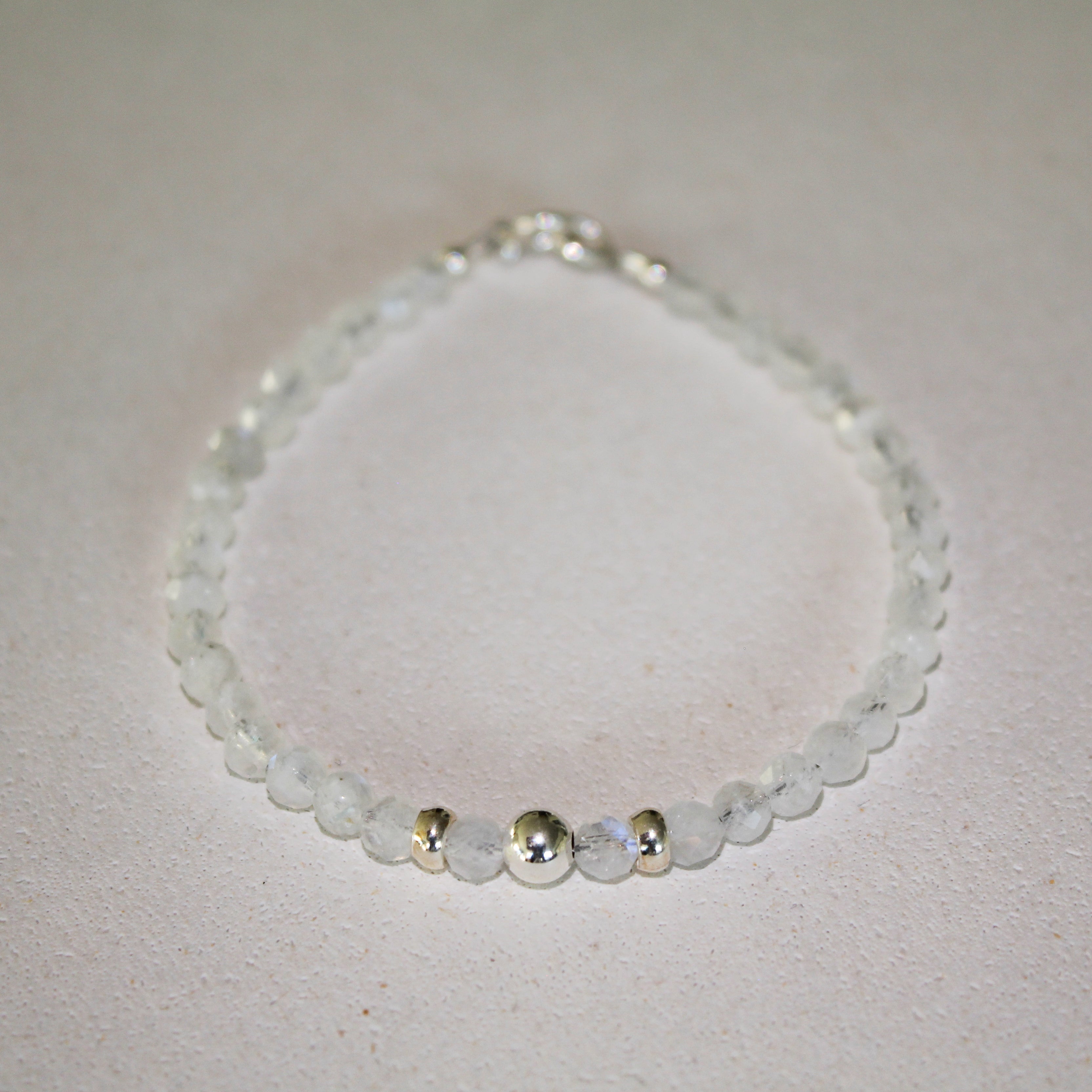 MOON PHASES BRACELET - MOONSTONE (SILVER)