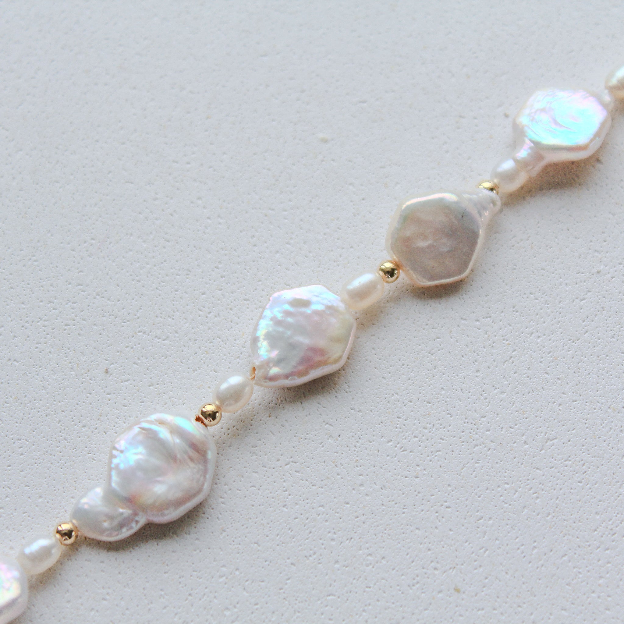 GODDESS BRACELET - FRESHWATER PEARL (GOLDFILLED)