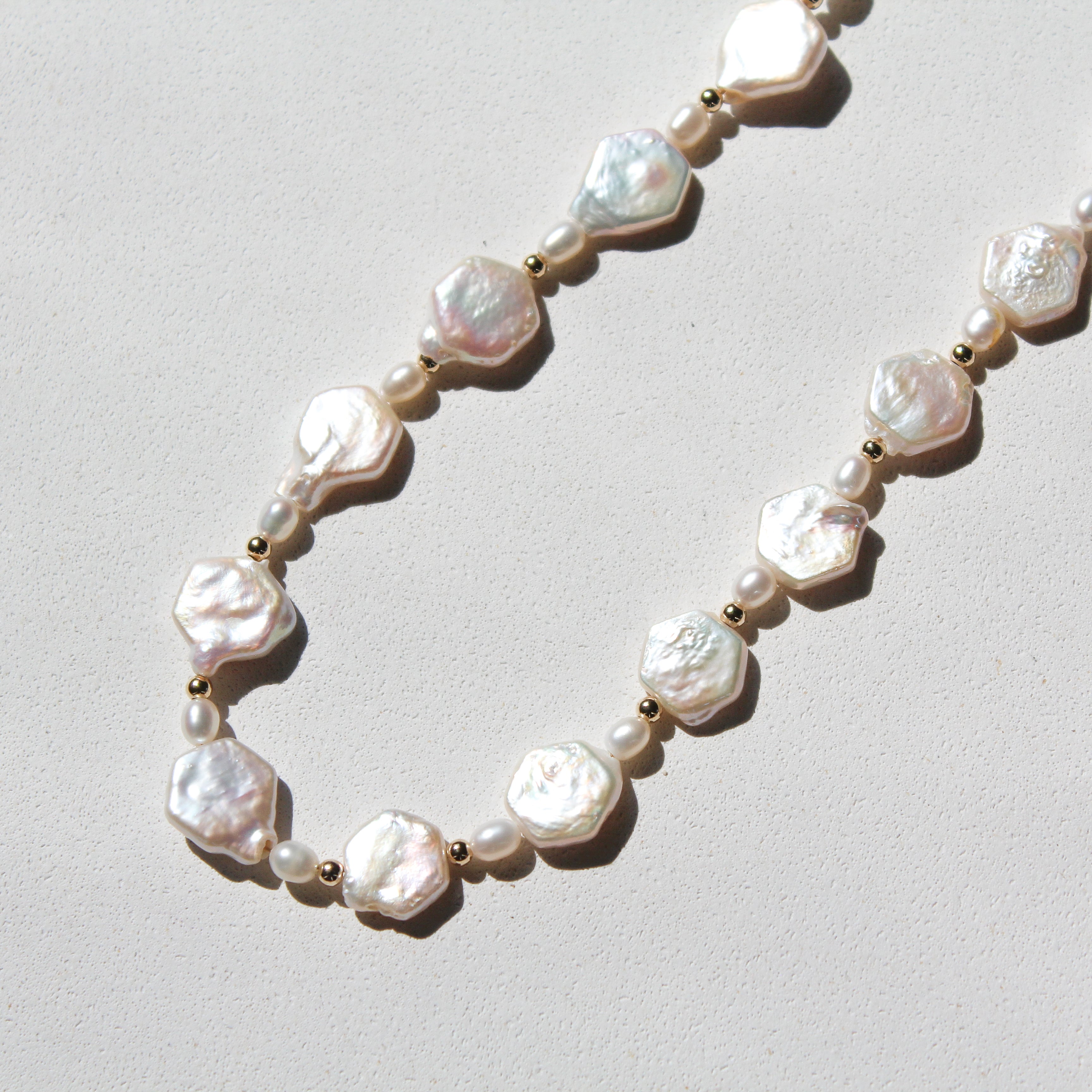 GODDESS CHOKER - FRESHWATER PEARL (GOLDFILLED)