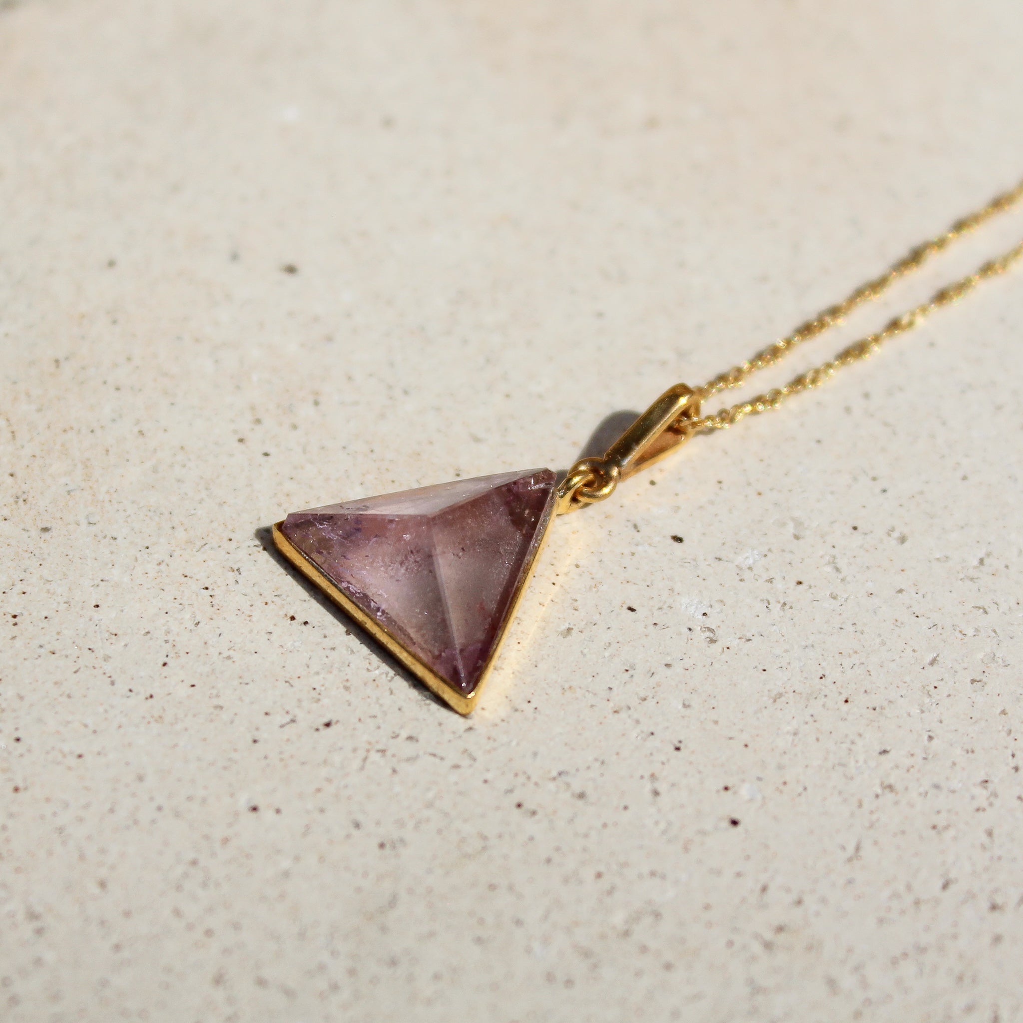 PYRAMID NECKLACE - AMETHYST (GOLD PLATED)