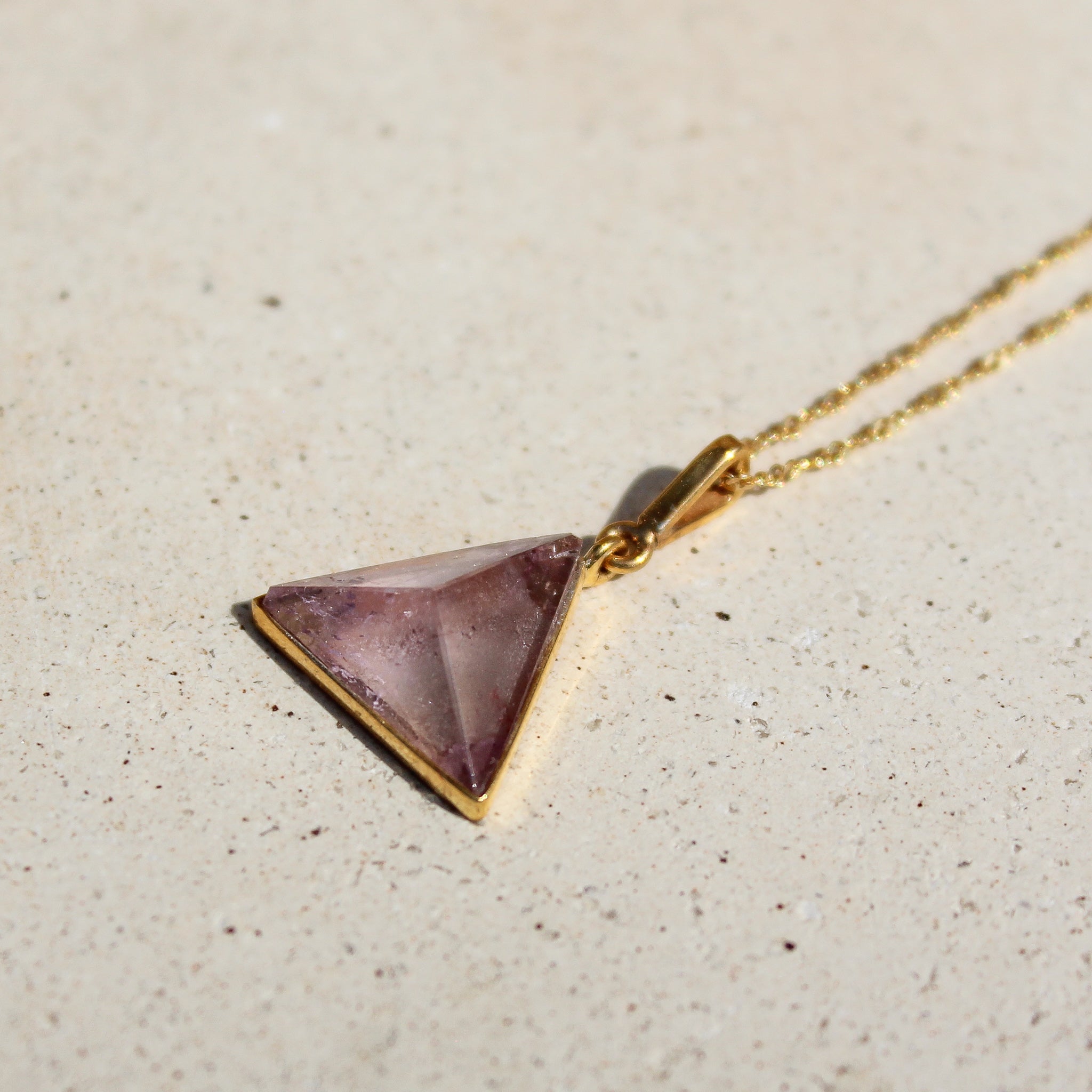PYRAMID NECKLACE - AMETHYST (GOLD PLATED)