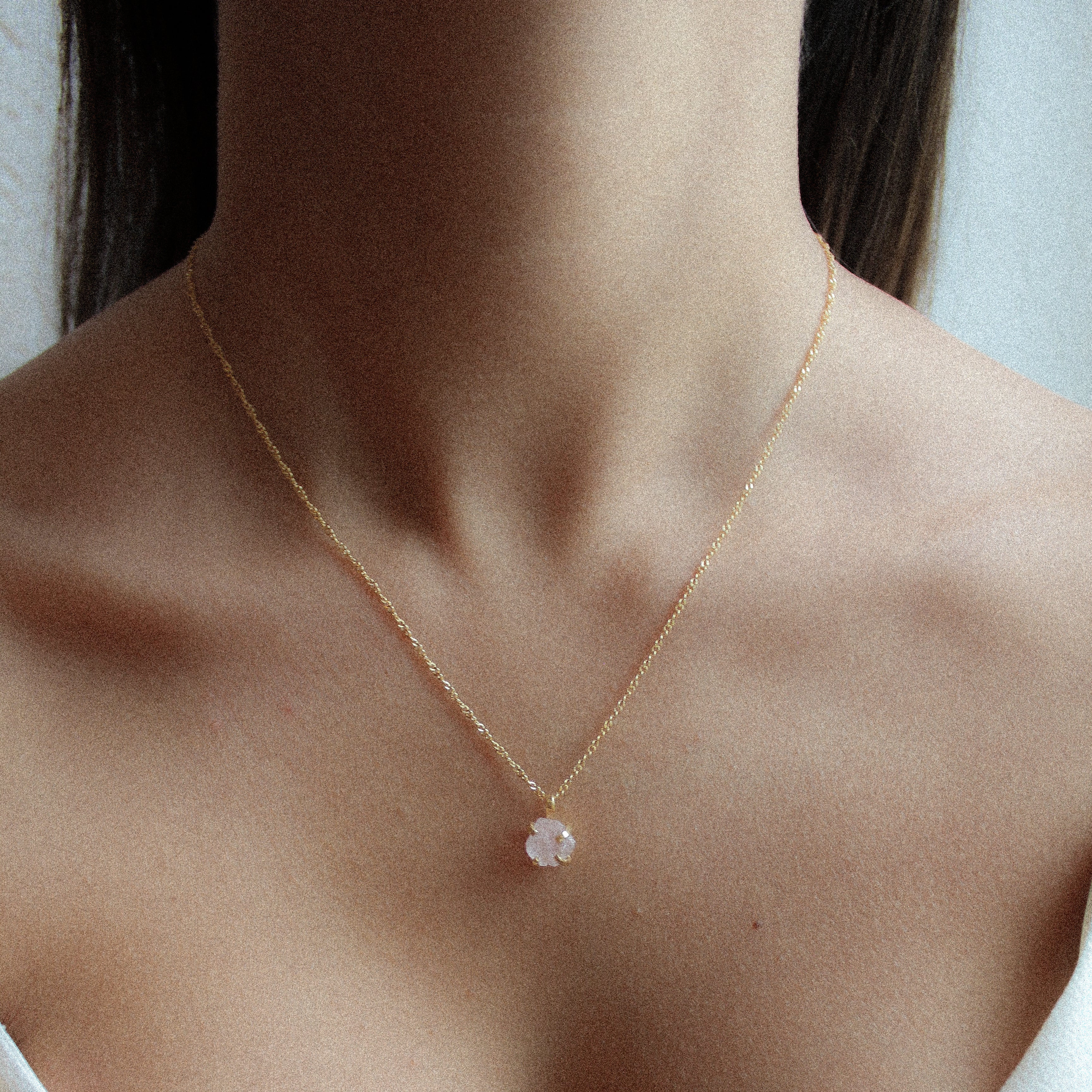 LITTLE CHARM - ROSE QUARTZ (GOLD PLATED)