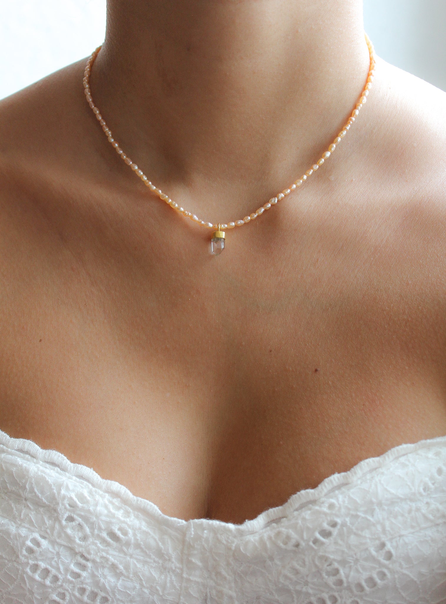 FRESHWATER PINK PEARLS CHOKER - CRYSTAL QUARTZ