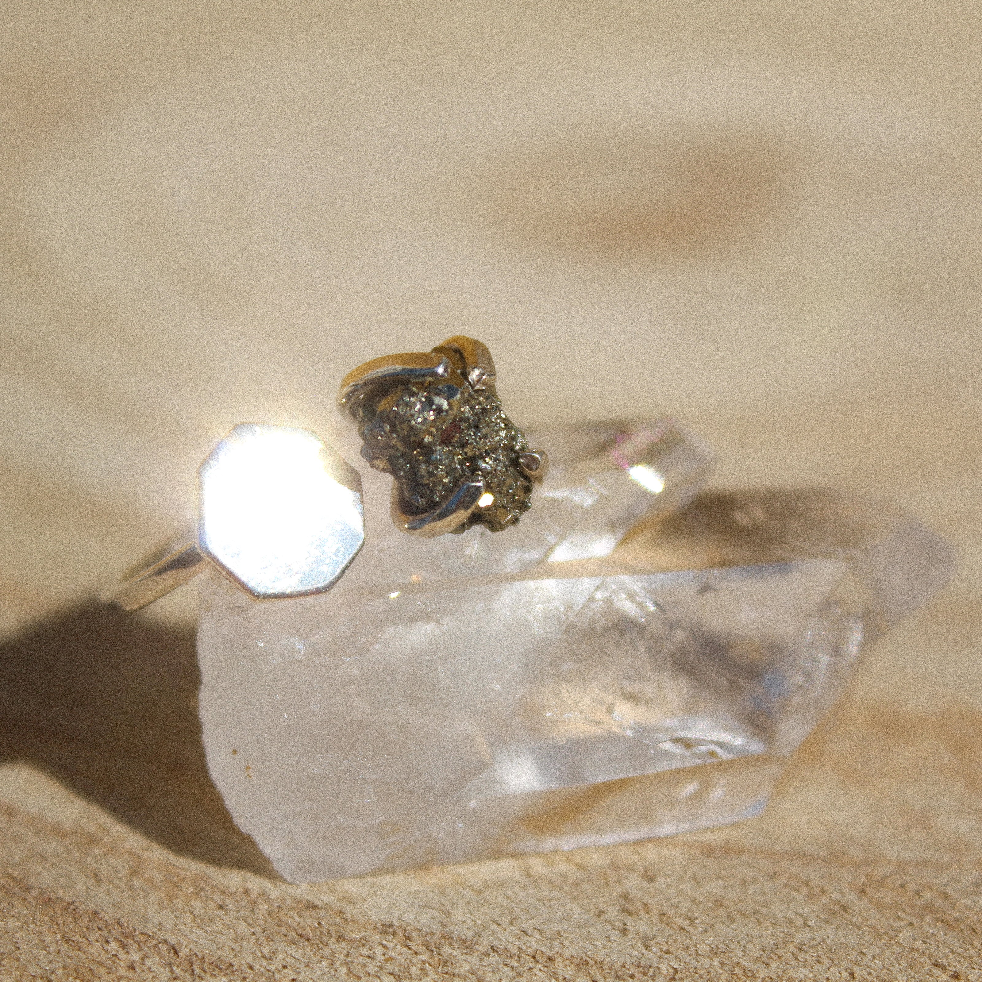 HEXAGON RING PYRITE (SILVER)