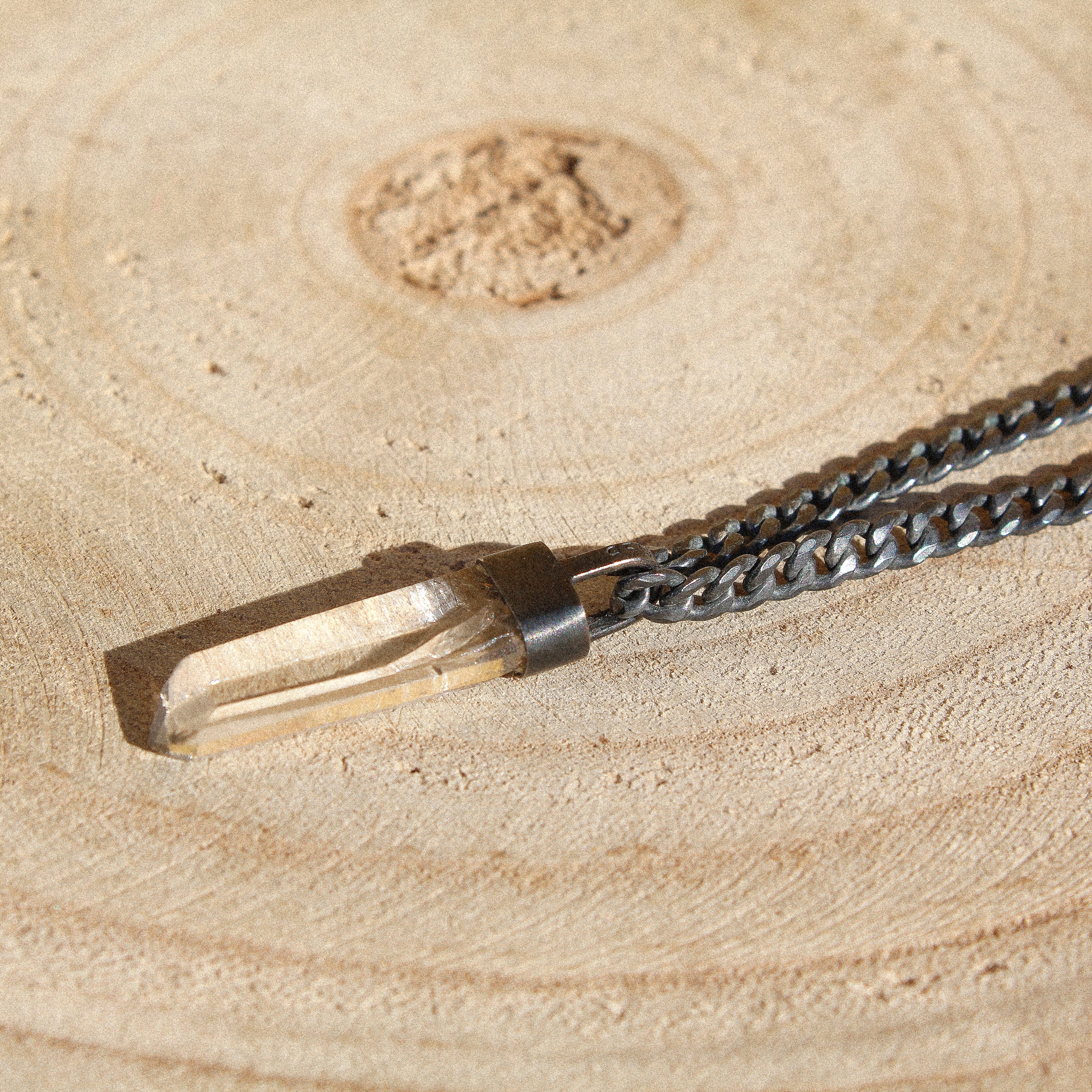 PENCIL PENDULUM NECKLACE - CRYSTAL QUARTZ (BURNED SILVER)