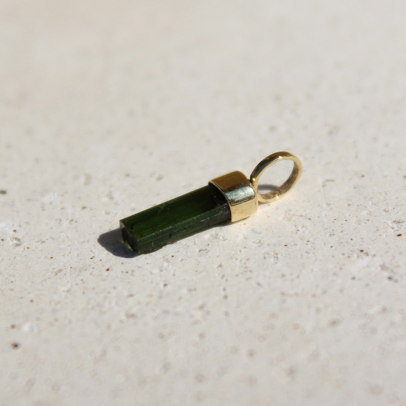 BABY PENDULUM CHARM - GREEN TOURMALINE (SOLID GOLD 18K)