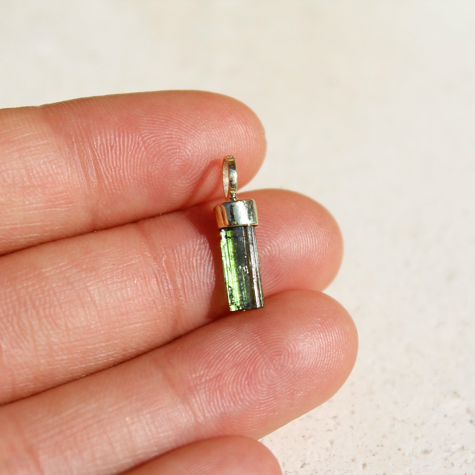 BABY PENDULUM CHARM - GREEN TOURMALINE (SOLID GOLD 18K)