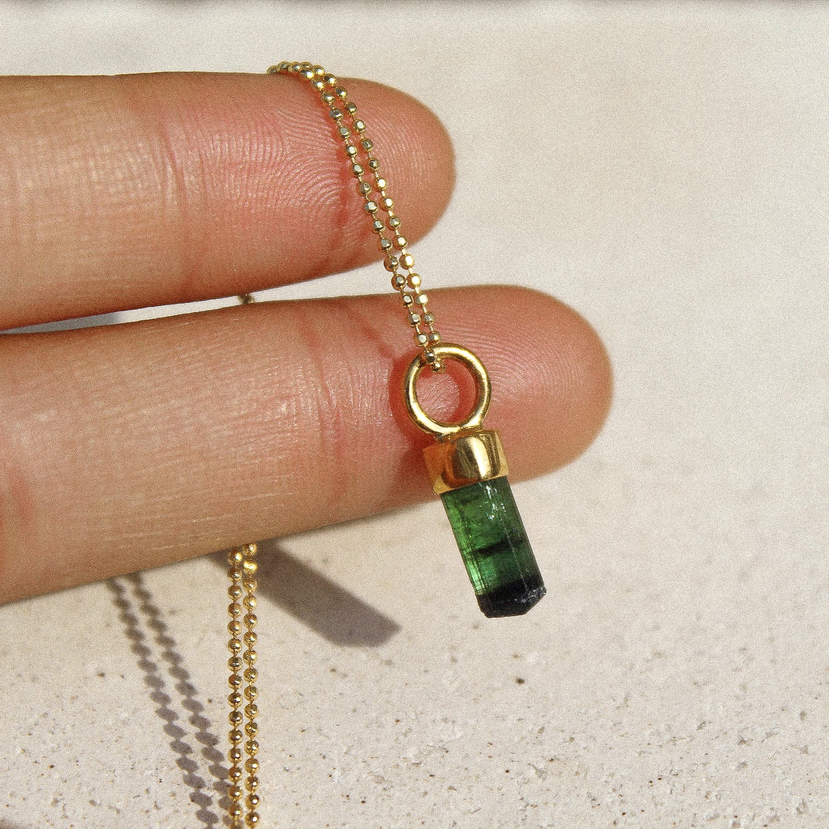 MINI PENDULUM NECKLACE - GREEN TOURMALINE (GOLD-PLATED)