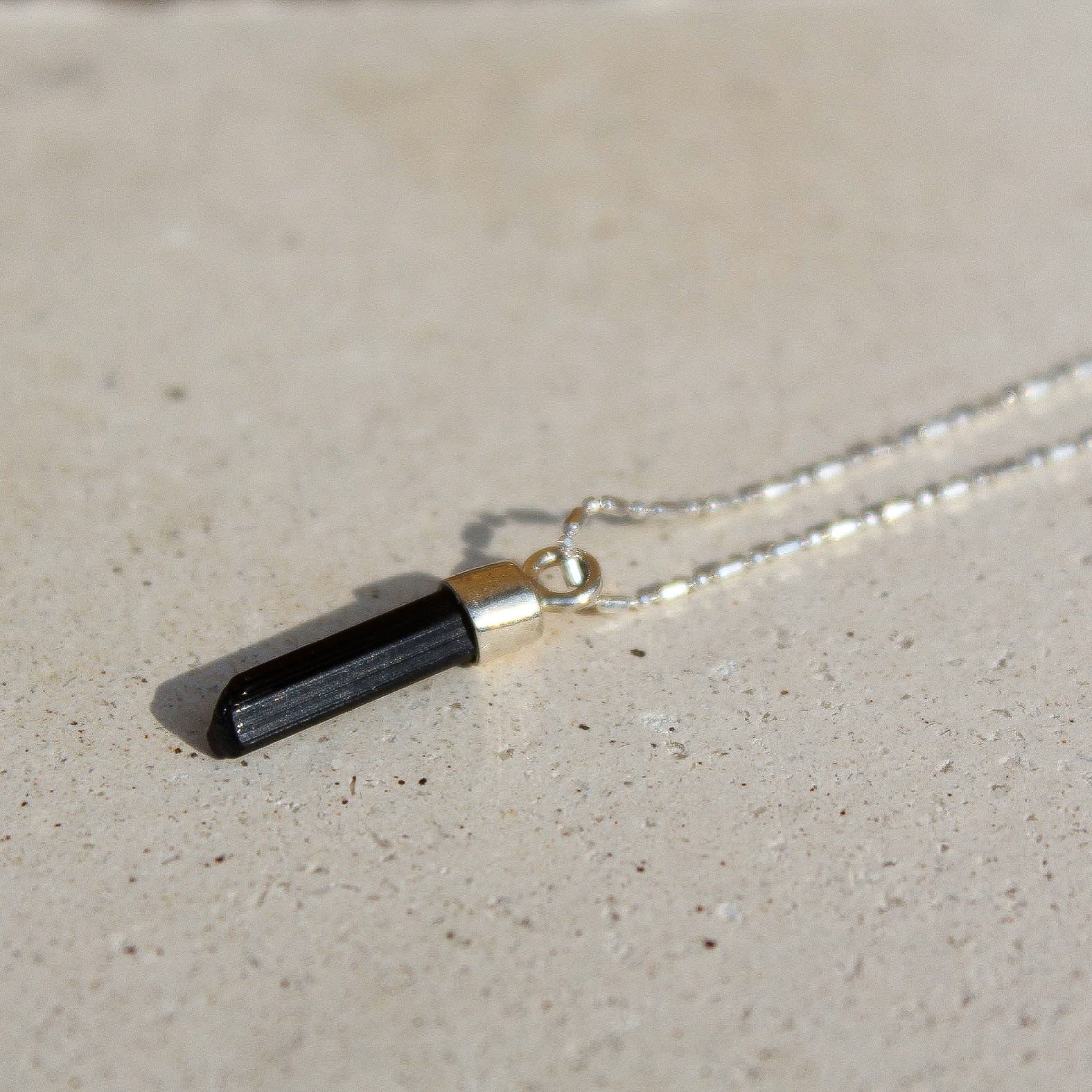 PENCIL NECKLACE - BLACK TOURMLINE (SILVER)