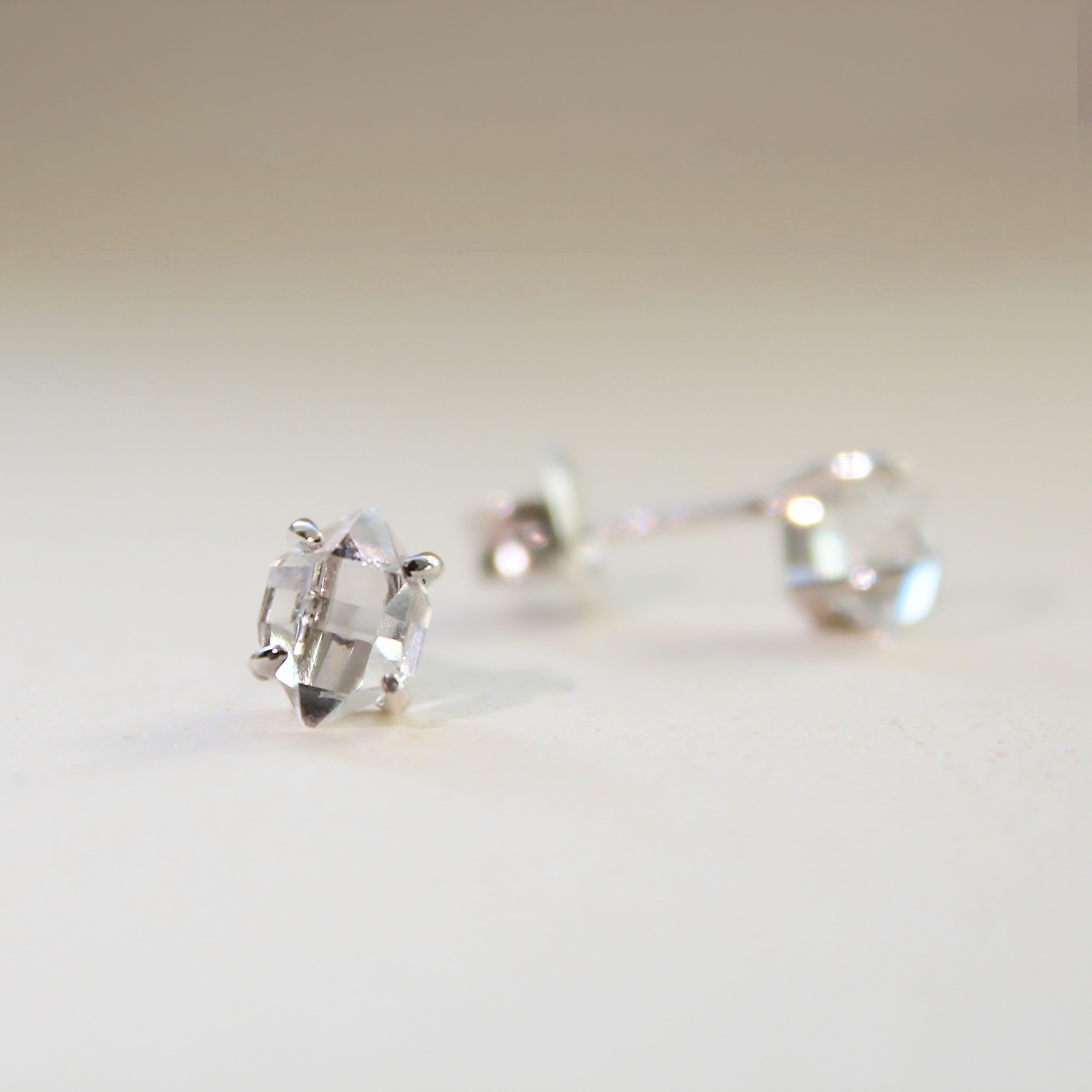 MINI STUD - HERKIMER (SILVER)