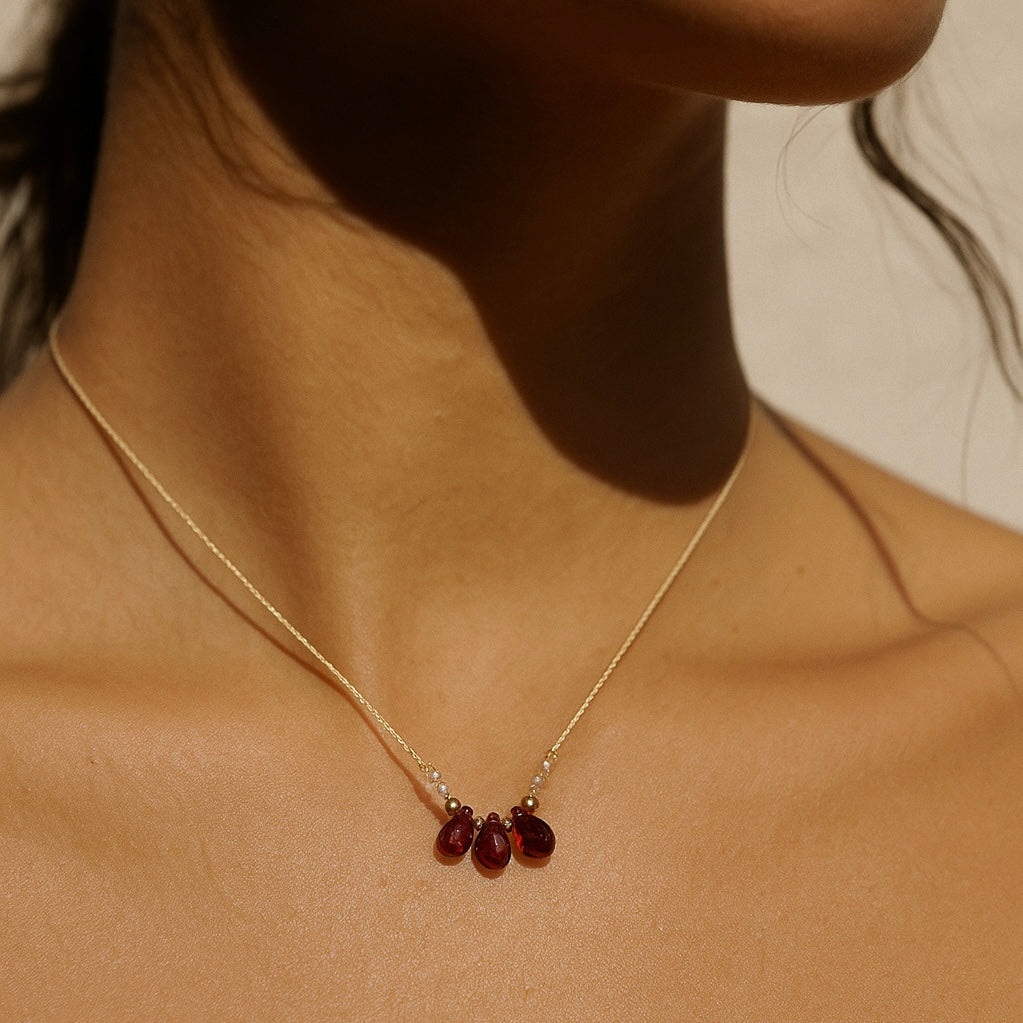 LITTLE DROPS - RED GARNET