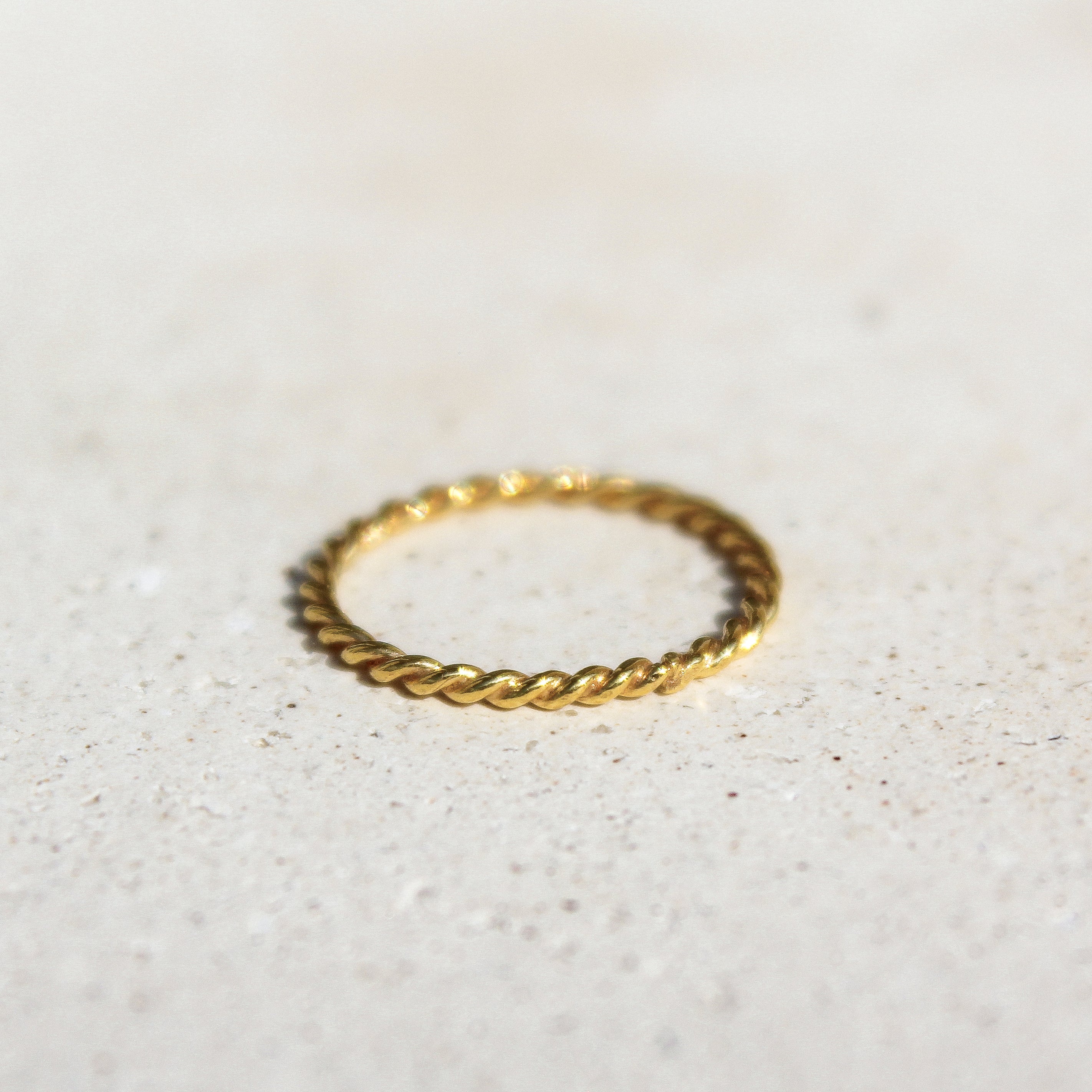 BASIC TWIST RING (GOLD PLATED)