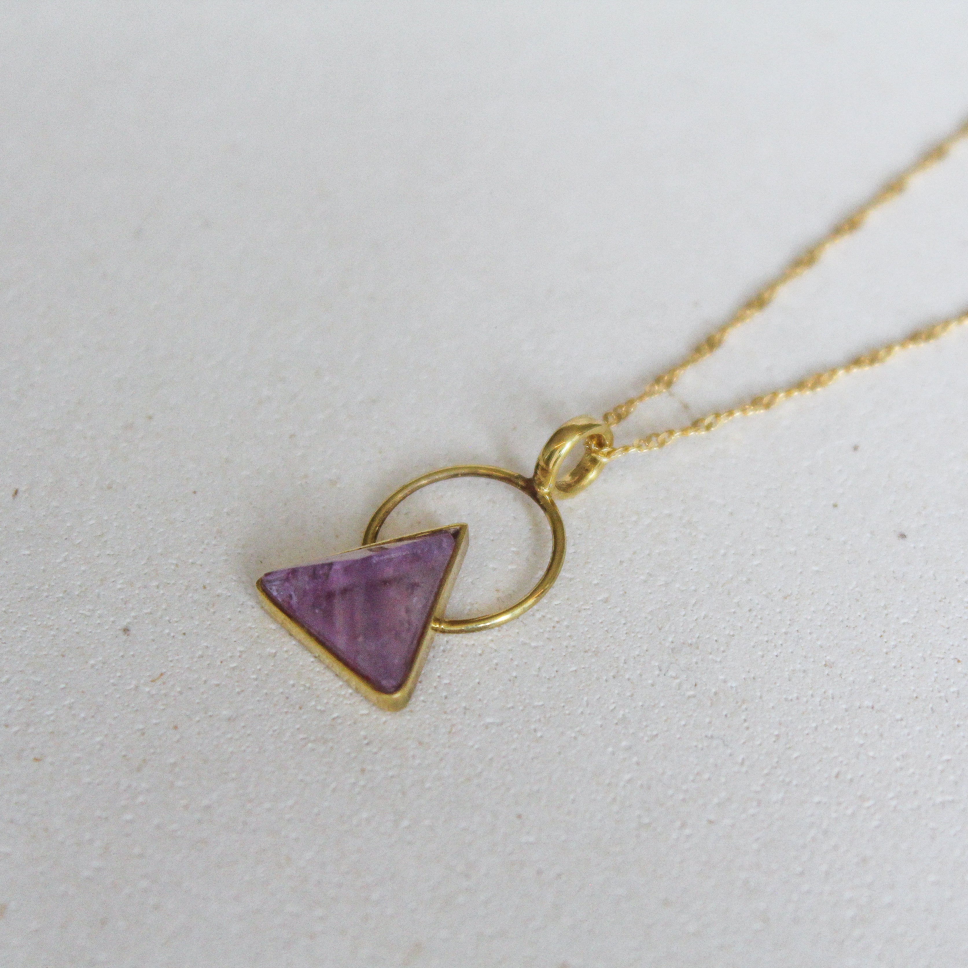 PYRAMID NECKLACE II - AMETHYST (GOLD PLATED)