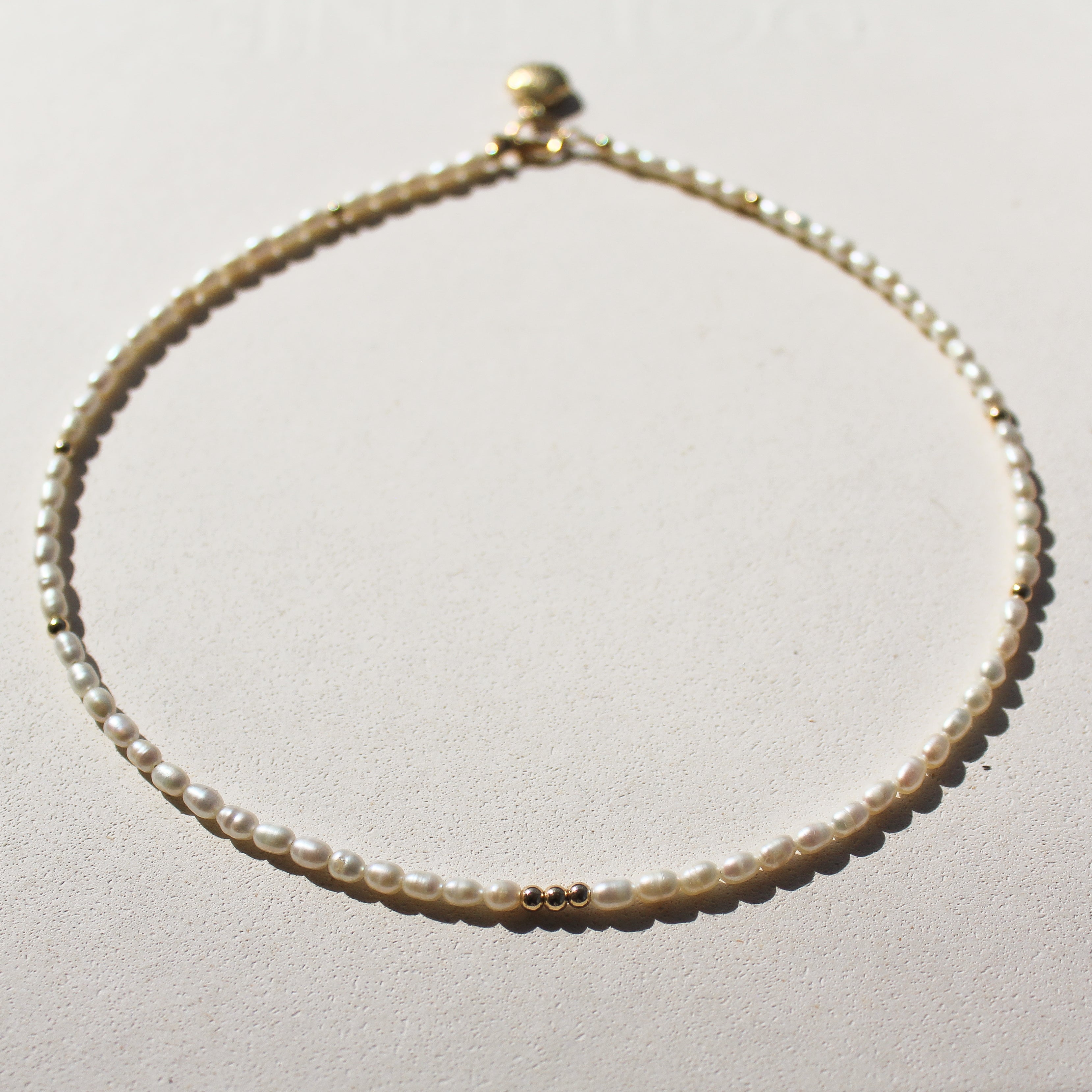 FRESHWATER PEARLS CHOKER - MAGIC SHELL