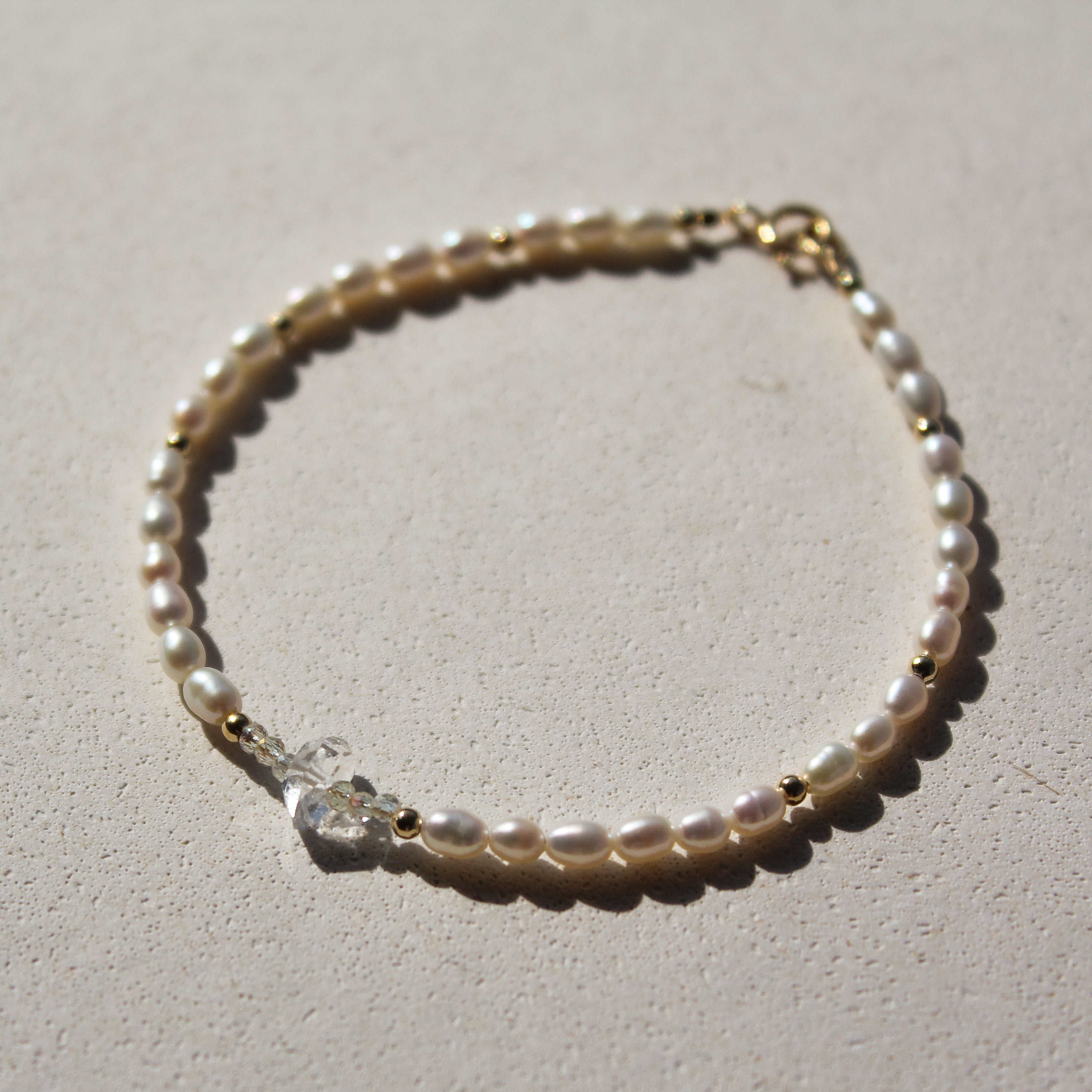 FRESHWATER PEARLS BRACELET - HERKIMER