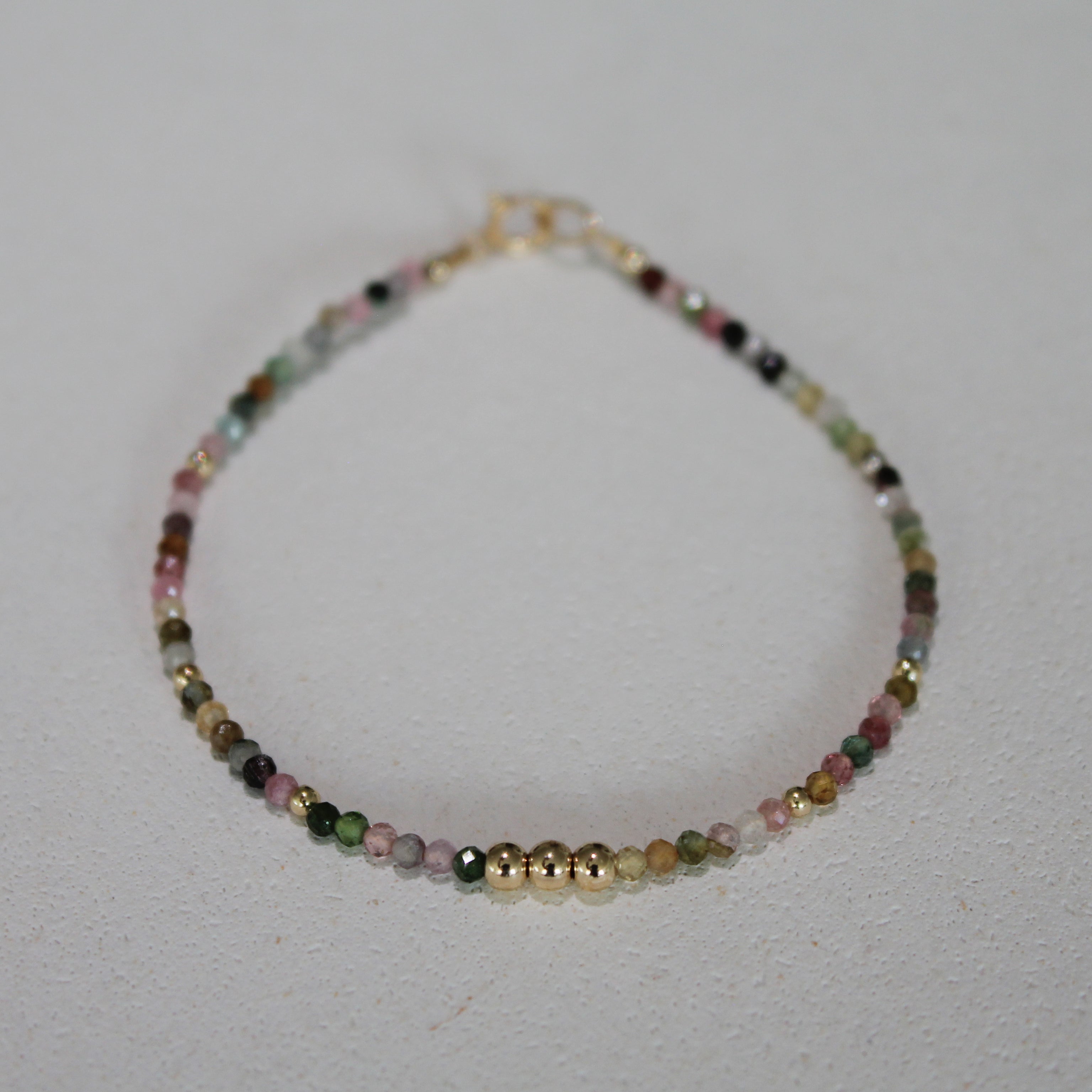 MINI BEADS BRACELET - TOURMALINES (GOLD-FILLED)