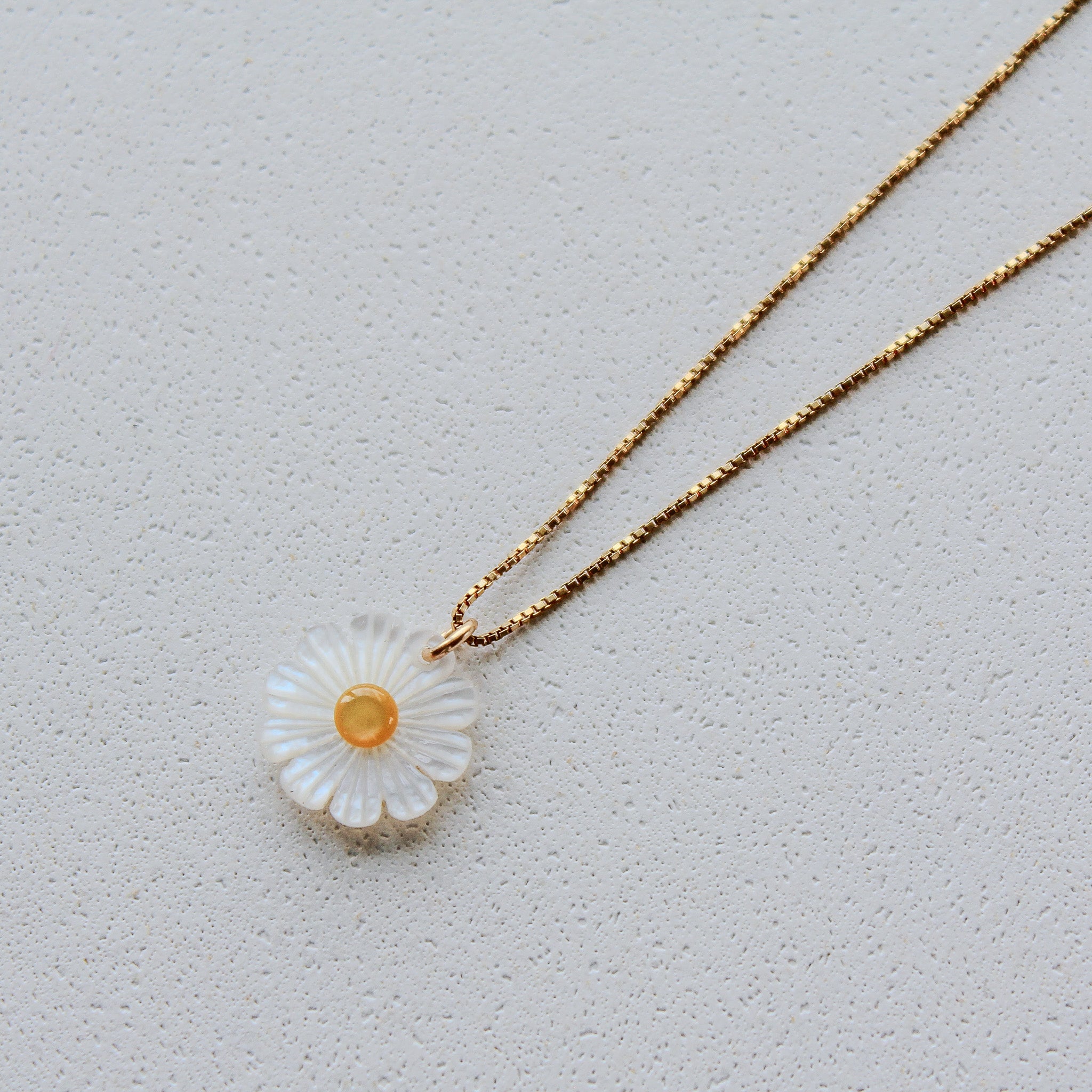 SUNFLOWER CHOKER - MOTHER OF PEARL (GOLD-FILLED)