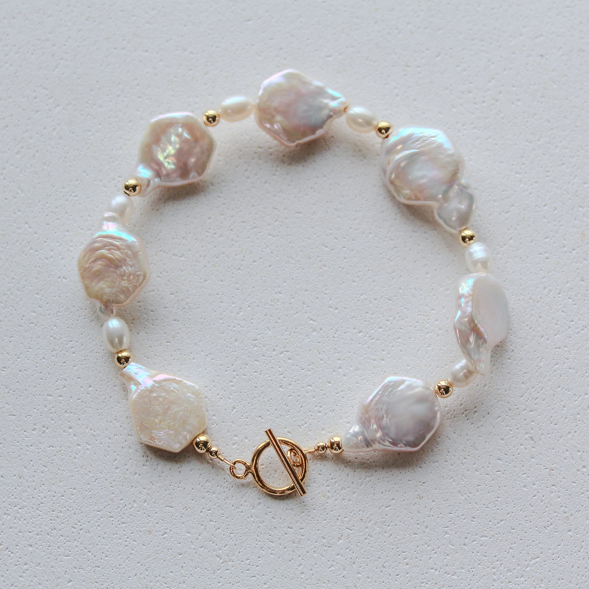 GODDESS BRACELET - FRESHWATER PEARL (GOLDFILLED)