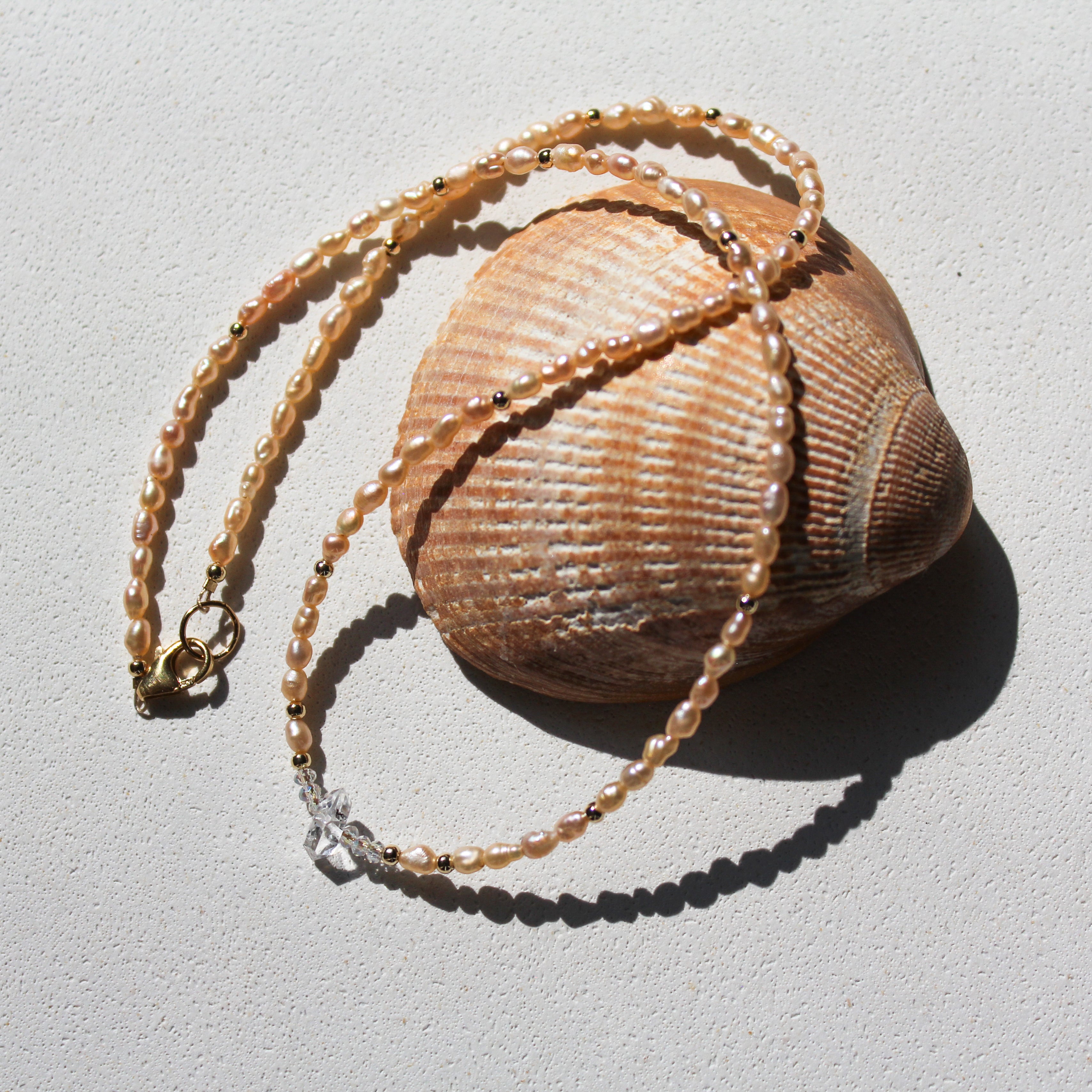 FRESHWATER PINK PEARLS CHOKER - HERKIMER (GOLD-FILLED)