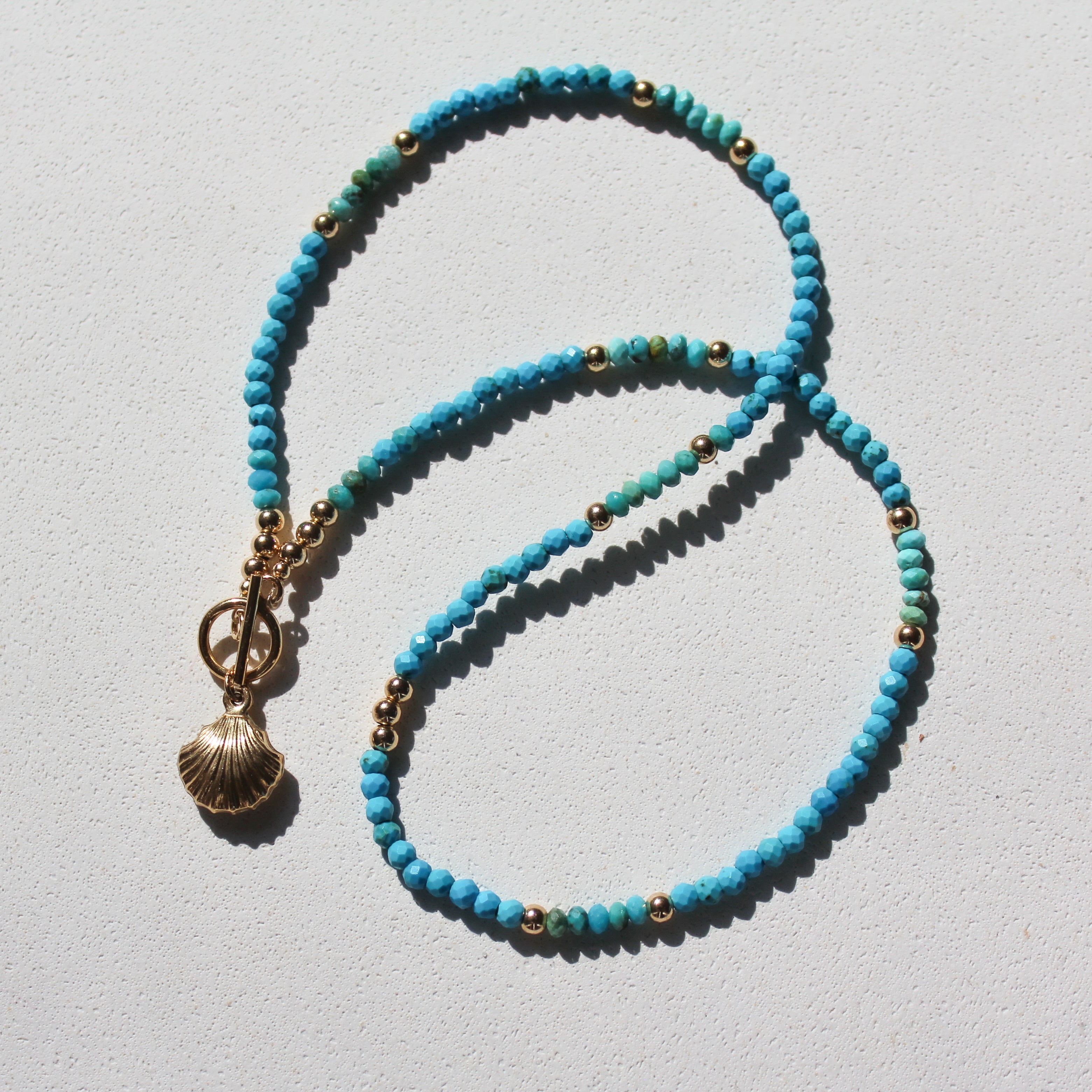 MAGIC SHELL CHOKER - TURQUOISE (GOLD-FILLED)