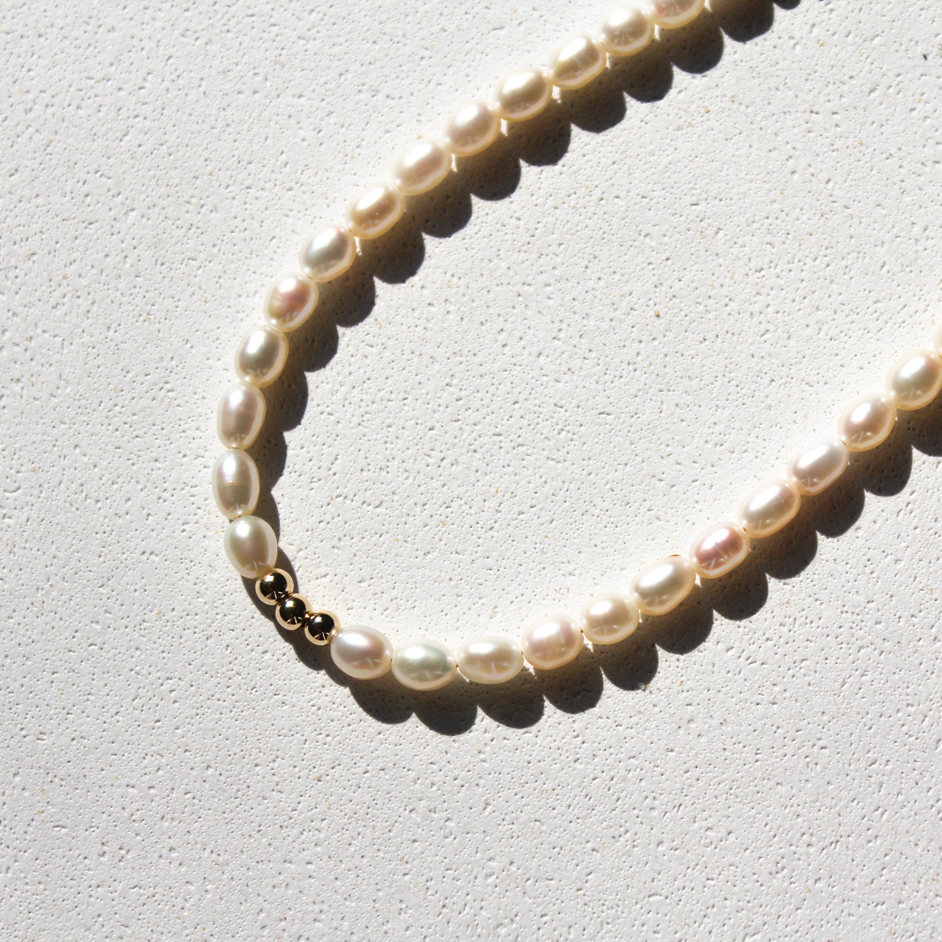FRESHWATER PEARLS CHOKER - CLASSIC