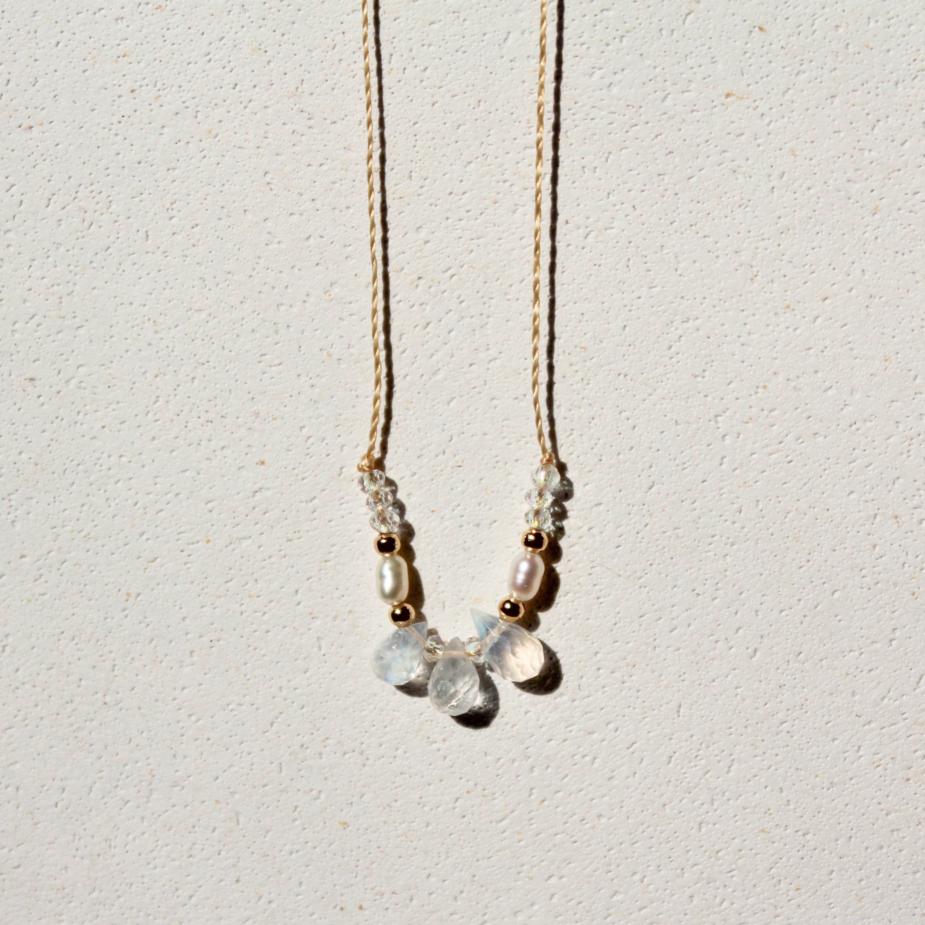 PEARLS & DROPS - MOONSTONE & FRESHWATER PEARLS