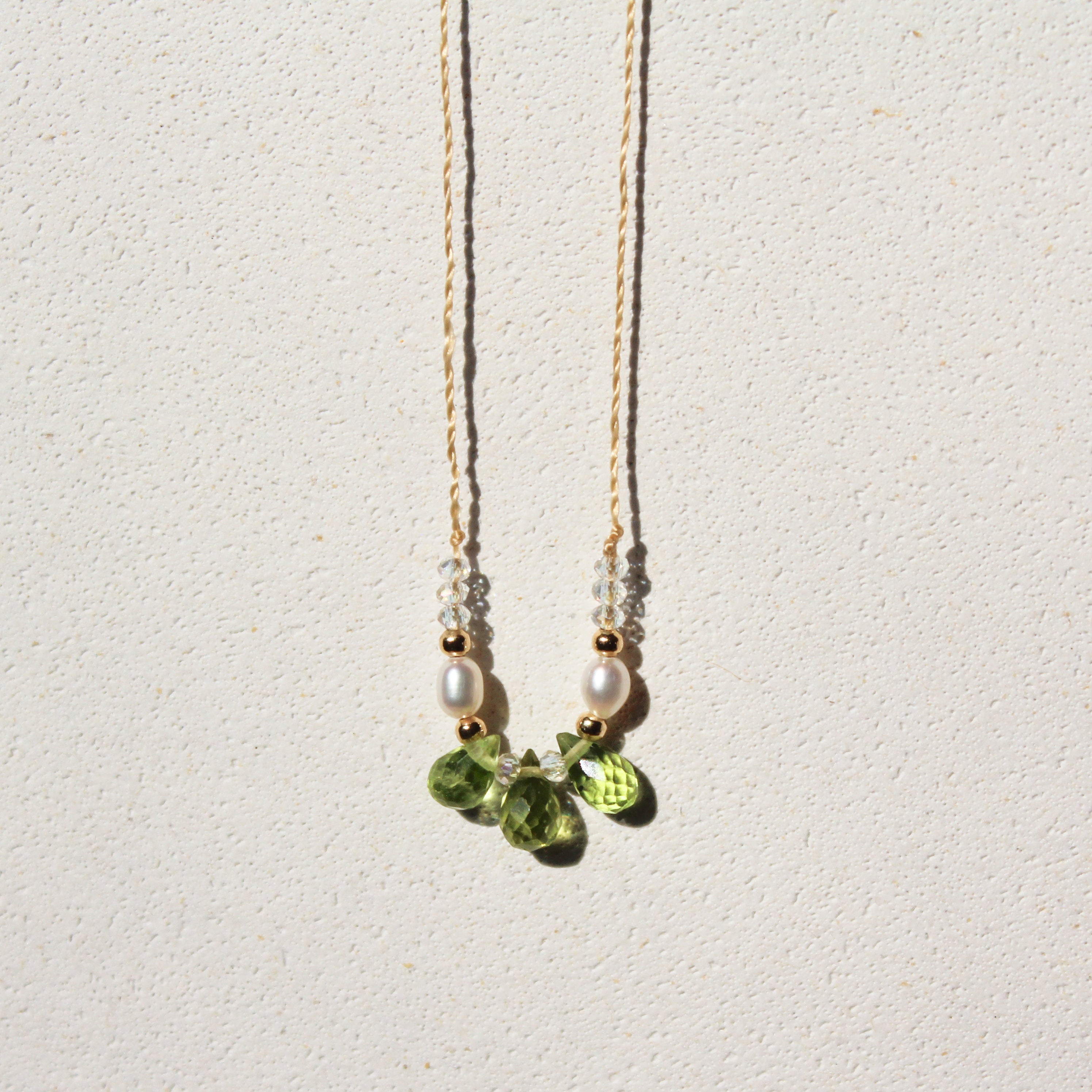 PEARLS & DROPS - PERIDOT & FRESHWATER PEARLS