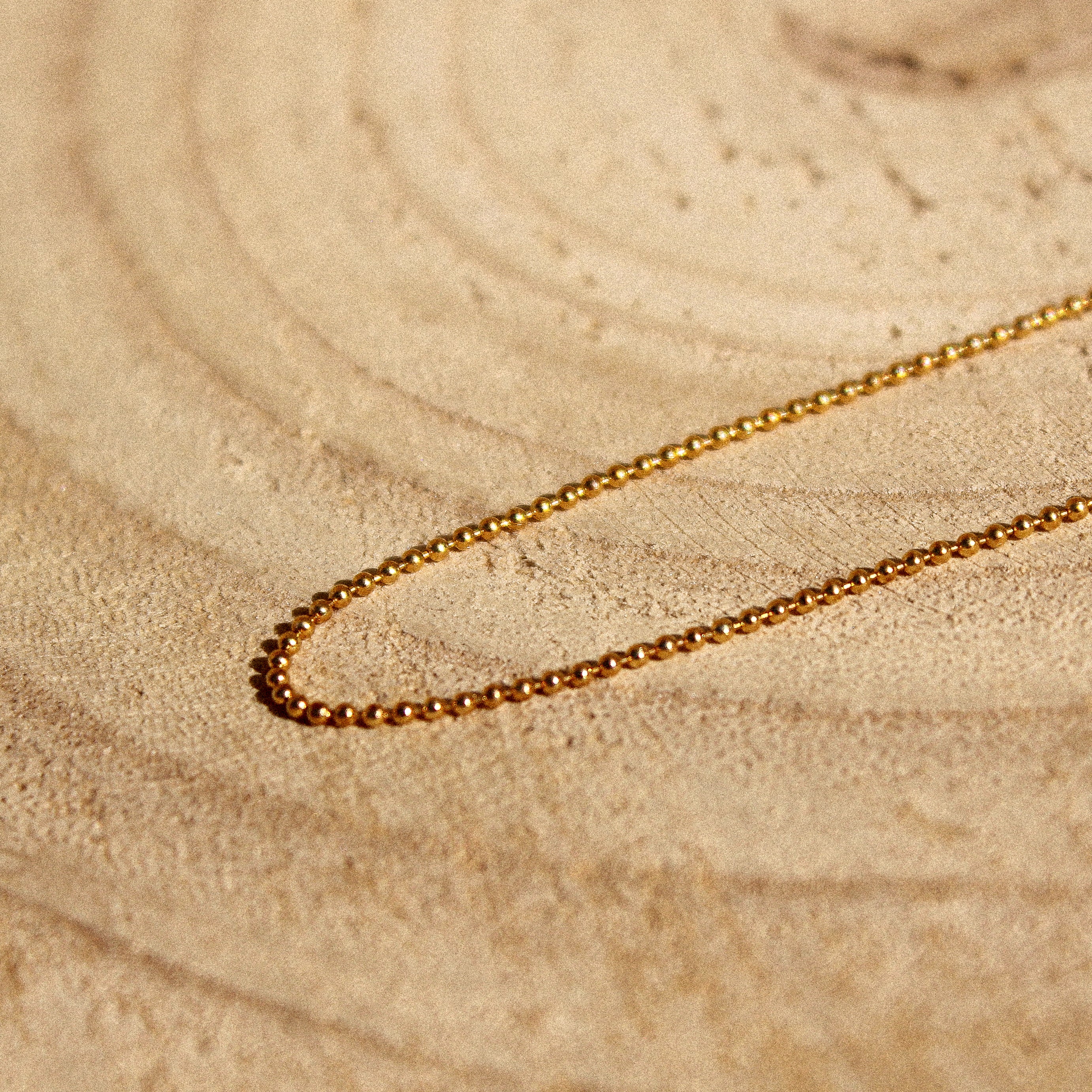 Dots chain (Gold plated)